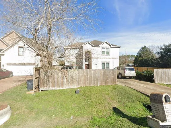 1202 Avenue A, Fresno, TX 77545