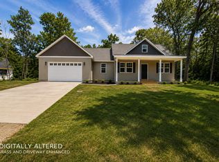 11113 Quail Run Dr W, Wheatfield, IN 46392