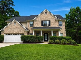 1884 Gray Wolf Ln, Dacula, GA 30019