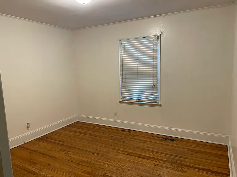 416 E South Main St — Photo 9