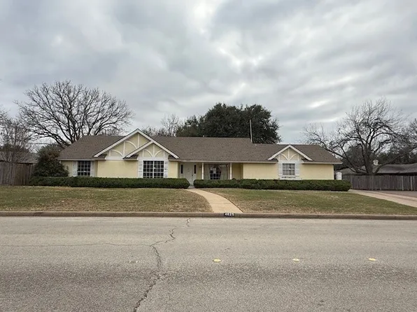 4625 Barwick Dr, Fort Worth, TX 76132