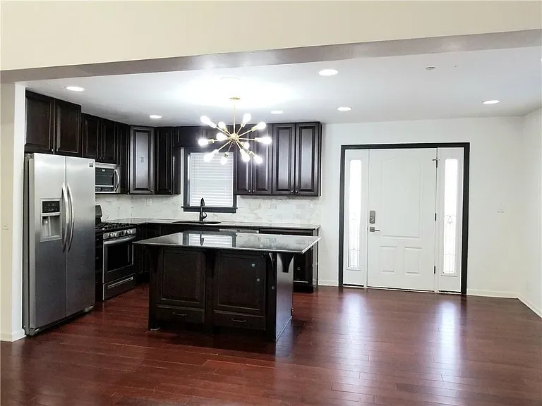 2091 Northside Dr NW — Photo 10