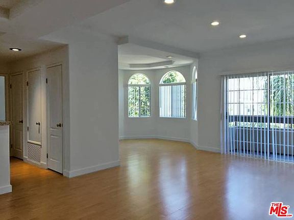 4th image of 14430 Benefit St APT 106