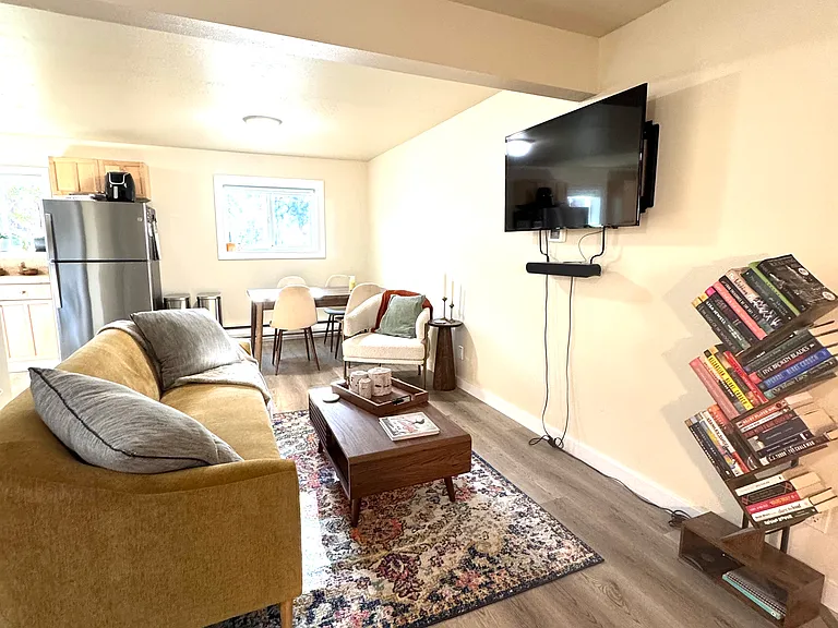 102 Alpine Dr #B — Photo 13