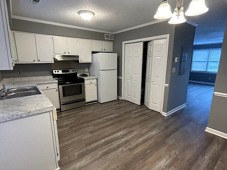 102 David Dr #F5 — Photo 11