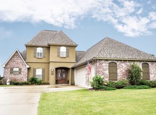 806 Fairwinds Ave, Zachary, LA 70791