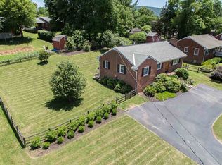 200 Azalea Dr, Charlottesville, VA 22903