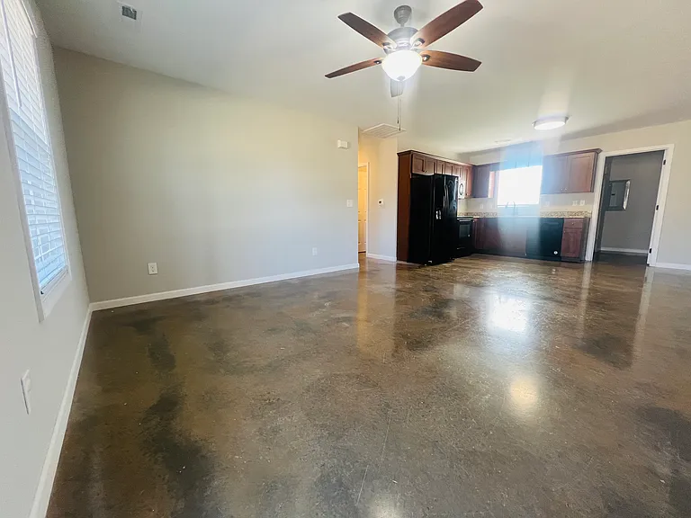 4421 Dillbrook Ln — Photo 3
