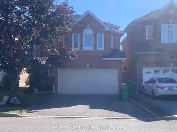 878 Blyleven Blvd, Mississauga, ON L5V 2J3