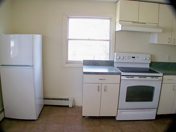 5th image of 21 Carolina Ave