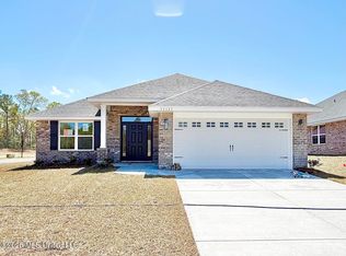 14141 Hartland Dr, Gulfport, MS 39503
