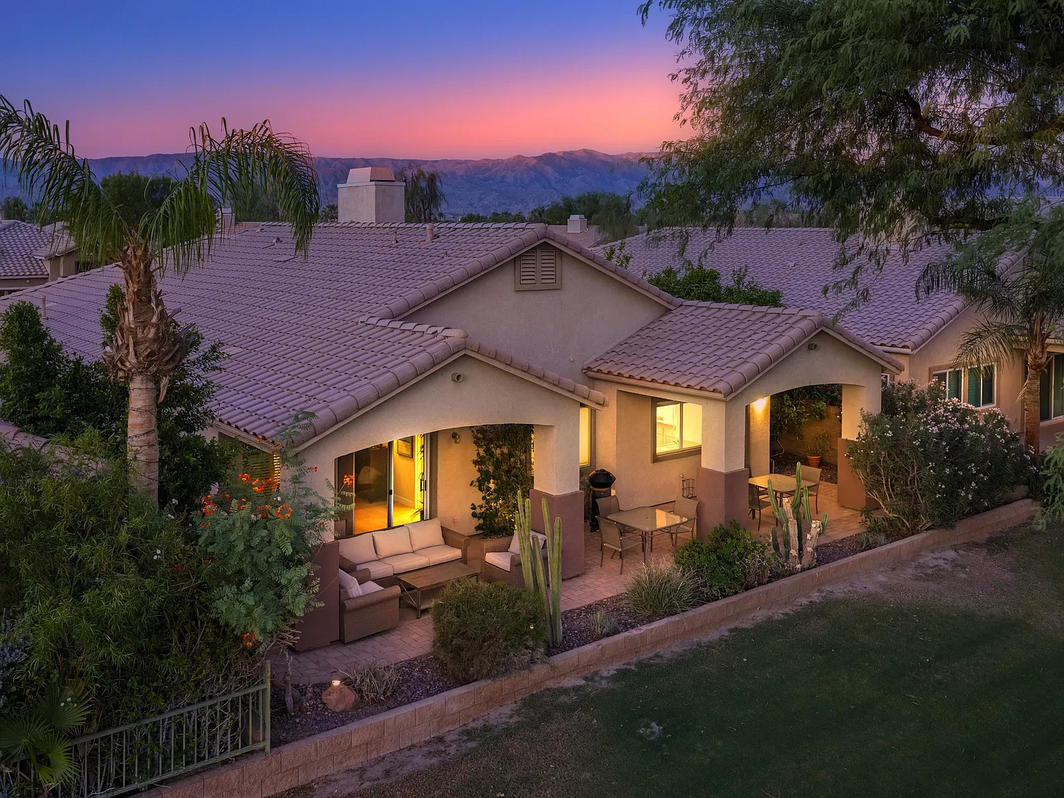 3 bed, 1898 sqft, $4,500 — Photo 4