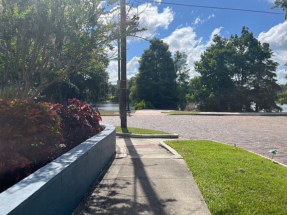 3rd image of 345 Ponce De Leon Pl #7