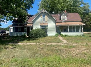 310 W State St, Guide Rock, NE 68942