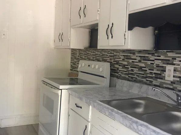 610 Henry St, Eden, NC