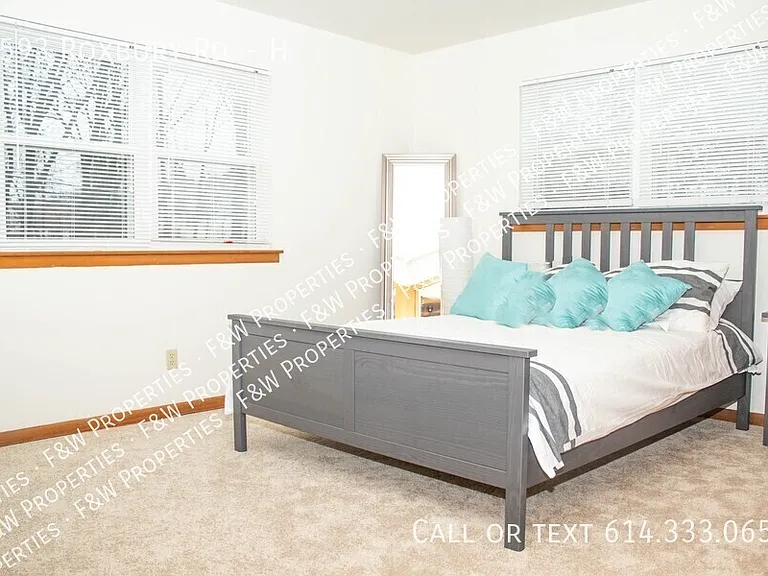 1593 Roxbury Rd #H — Photo 10