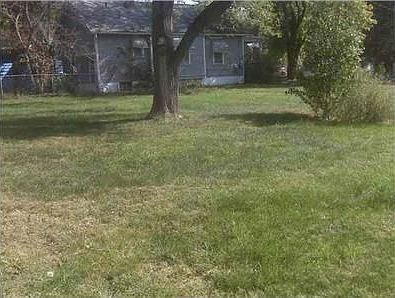 4th image of 2333 W Garden St