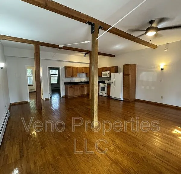 1 S Park St #1A — Photo 6