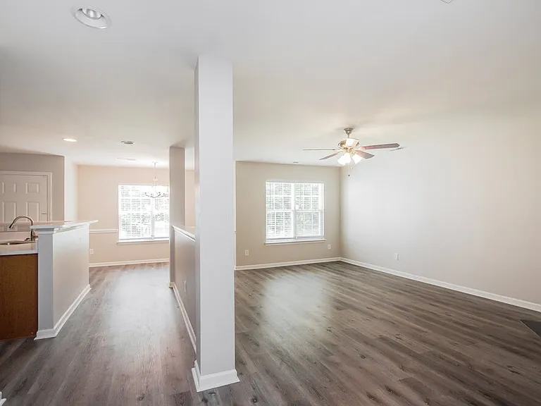 3834 Pauline Ln — Photo 4