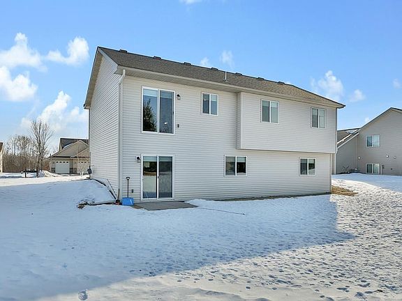 2nd image of 207 11th Avenue Ct SE