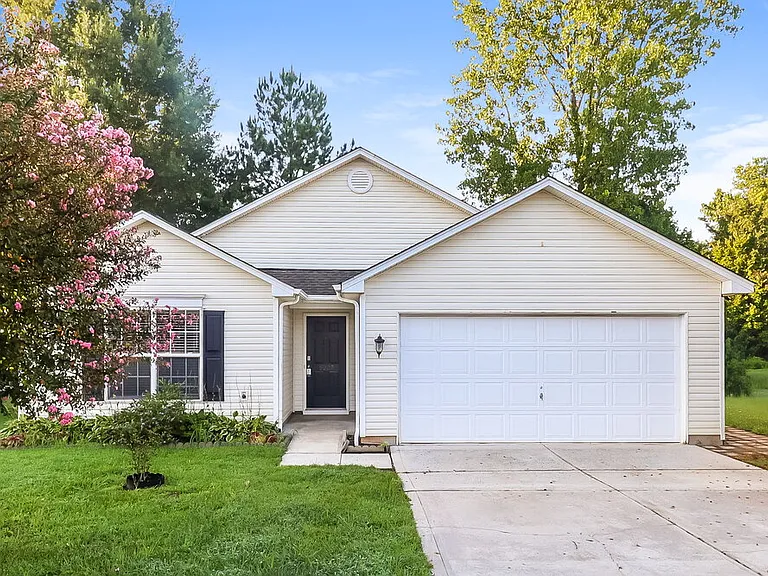 5227 Moonlight Trl SW — Photo 1