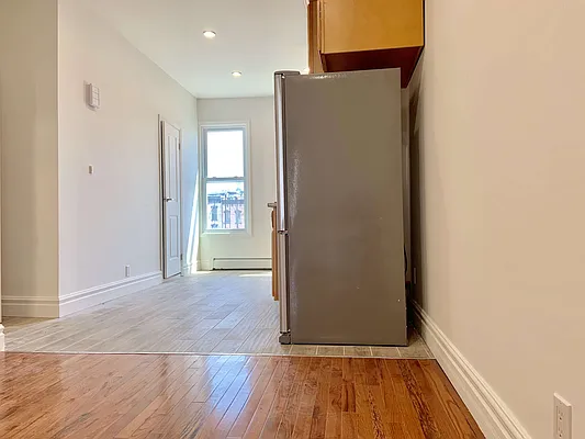 Rented by Stewart Harrison LLC | media 11