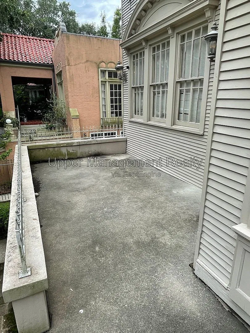 3 bed, 2.0 bath, 1600 sqft, $2,500 — Photo 2