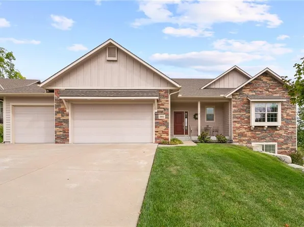 3904 Hollyhock Ct, Lawrence, KS 66049