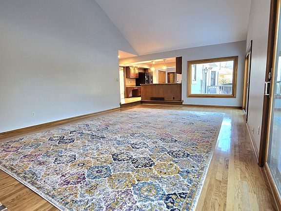 4th image of 6138 Abbotsford Dr