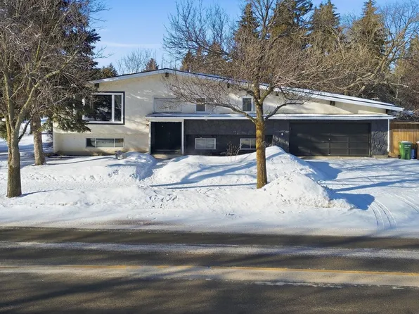 38 Laydon Dr, Saint Albert, AB T8N 2N4