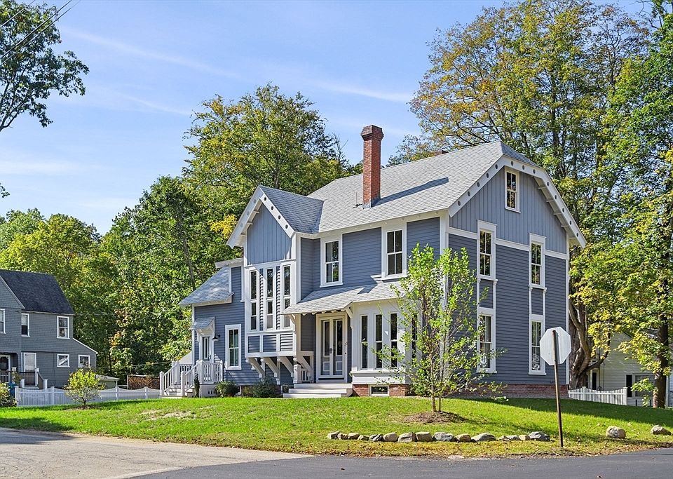 33 Grove St, Merrimac, MA 01860 Zillow