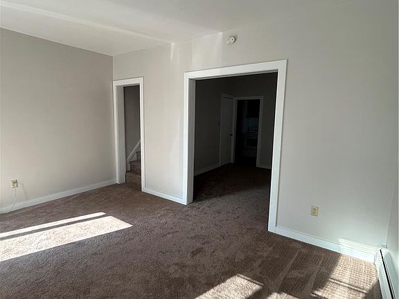 2nd image of 431 Maple St
