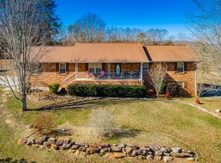 10245 Snow Hill Rd, Ooltewah, TN 37363
