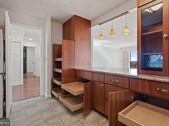 5th image of 5904 Mount Eagle Dr APT 1514