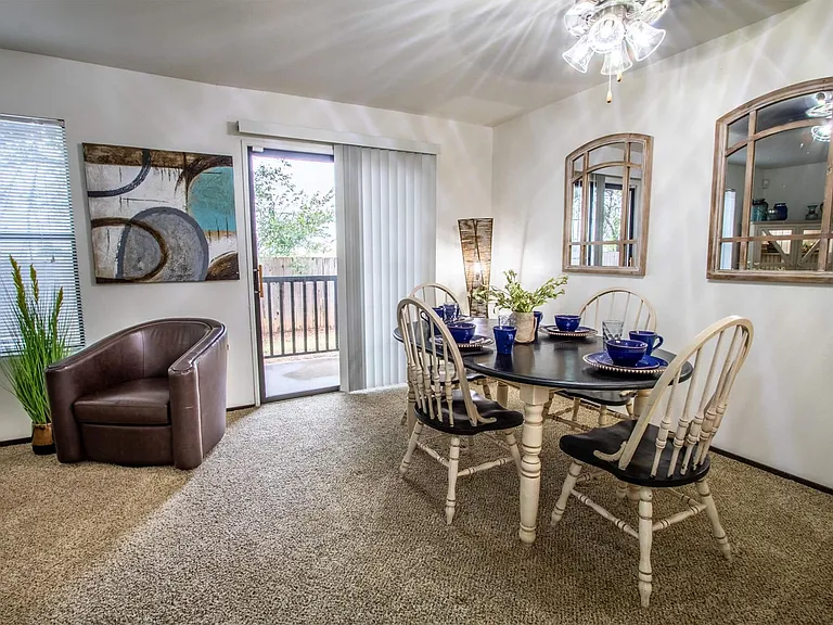 ONE MONTH FREE! APPLY FREE! VIRTUAL TOURS! — Photo 20