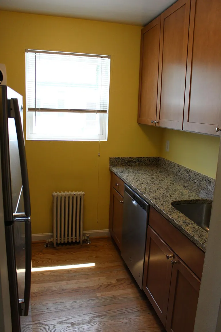 4014 Hallman St APT 1 photo 1