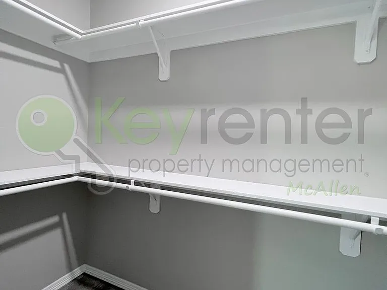 1812 Redbud Ln #1 — Photo 8