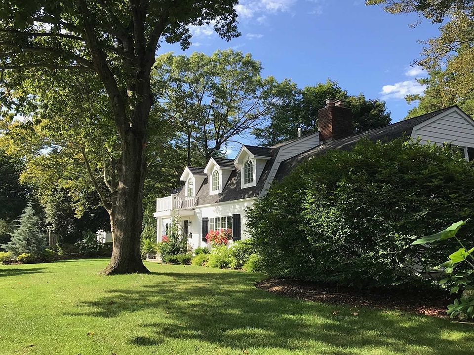 1st image of 57 Dumbarton Dr