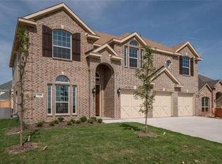 7128 Playa Norte Dr, Grand Prairie, TX 75054