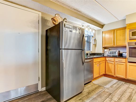 2nd image of 3240 S Fletcher Ave APT 224