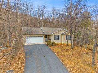 2395 Hopkins Dr, Mcgaheysville, VA 22840