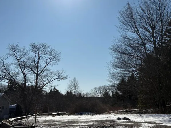 4 Bernard Road, Tremont, ME 04612