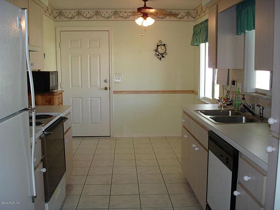 5th image of 9849 SE 179th Pl