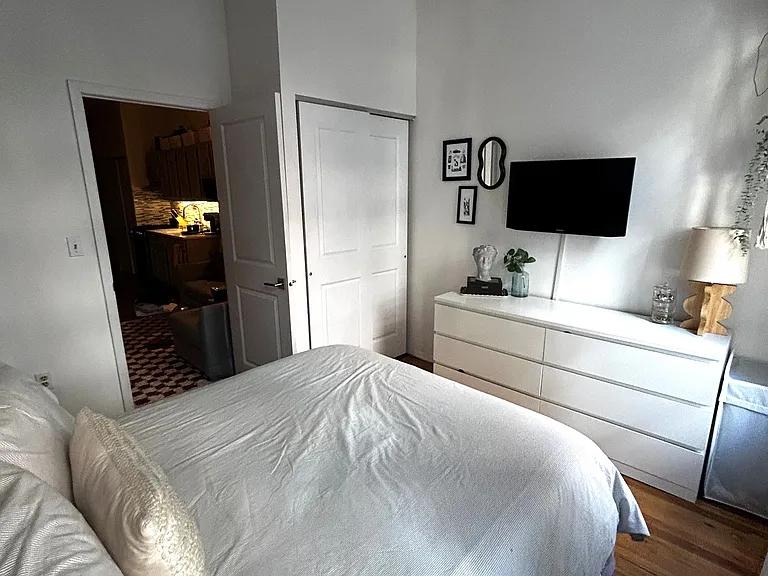 224 E 85th St #3B — Photo 4