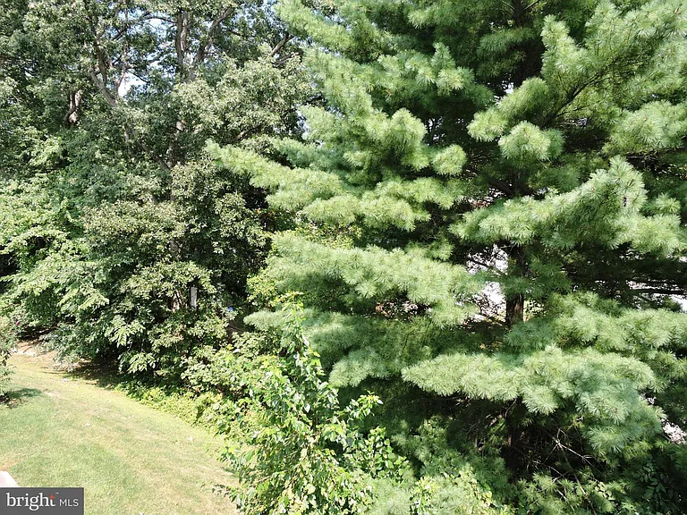 2219 Lowells Glen Rd #K — Photo 24