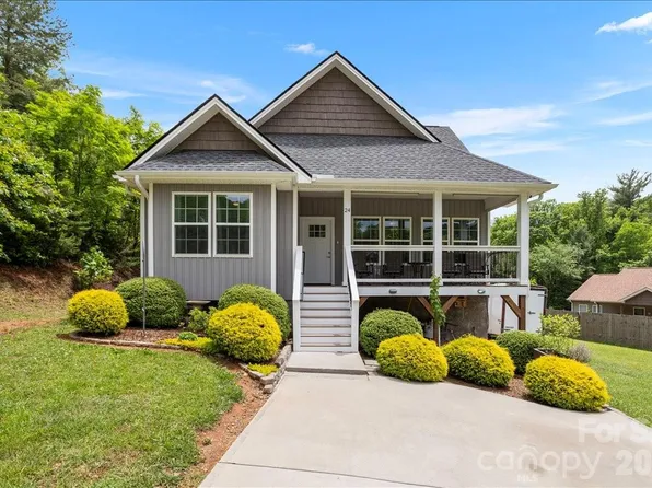 24 Mink Farm Rd, Leicester, NC 28748