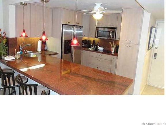 2nd image of 2625 Collins Ave APT 304