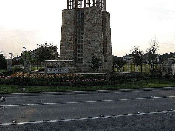 Neighborhood entry