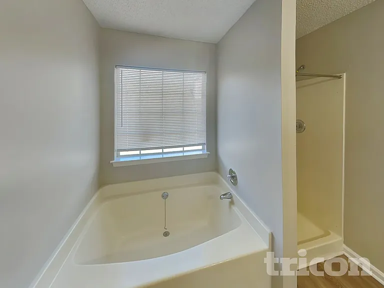 3634 Silver Springs Ct — Photo 9