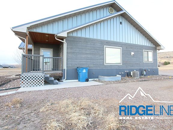 2nd image of 21 Sandstone Ln